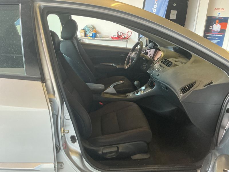 Honda Civic 2.2 CTDI Sport — zdjęcie 3