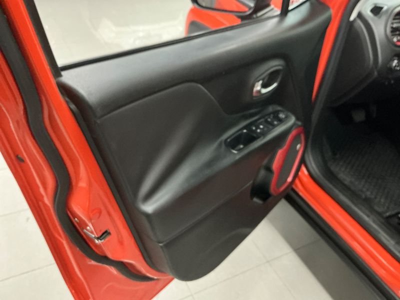 Jeep Renegade 2.0 M-Jet Trailhawk 4WD 2016 – снимка 30
