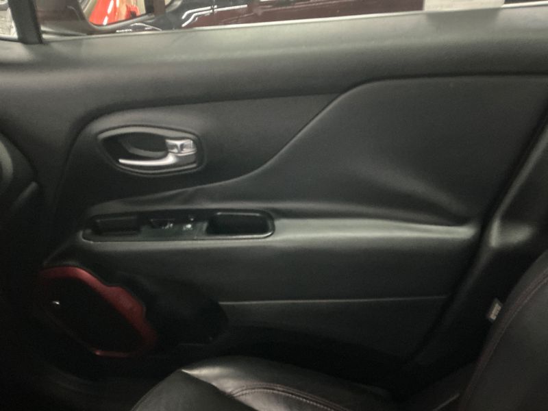 Jeep Renegade 2.0 M-Jet Trailhawk 4WD 2016 – снимка 32