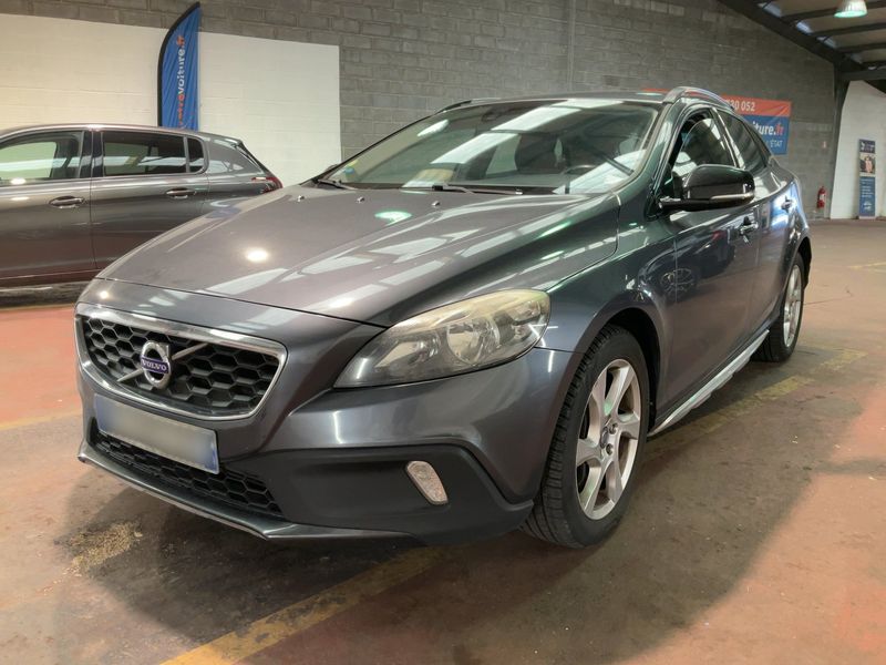 Volvo V40 Cross Country 2.0 D3 Summum