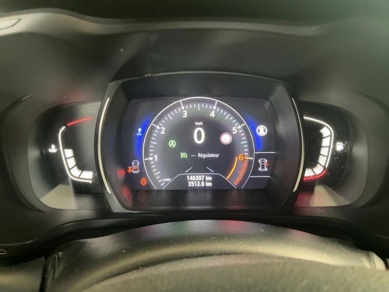 Renault Kadjar 1.6 TCe Energy Crossborder — zdjęcie 13