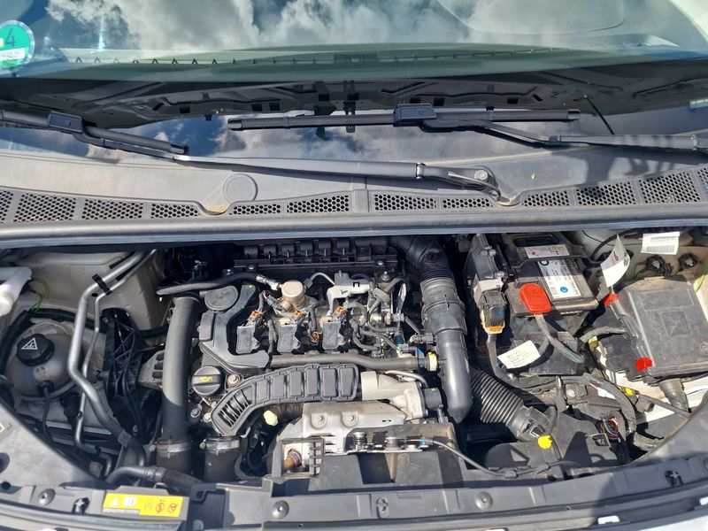 Peugeot Partner 1.2 PureTech Premium L1 — zdjęcie 8