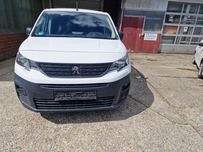 Peugeot Partner 1.2 PureTech Premium L1 — zdjęcie 7