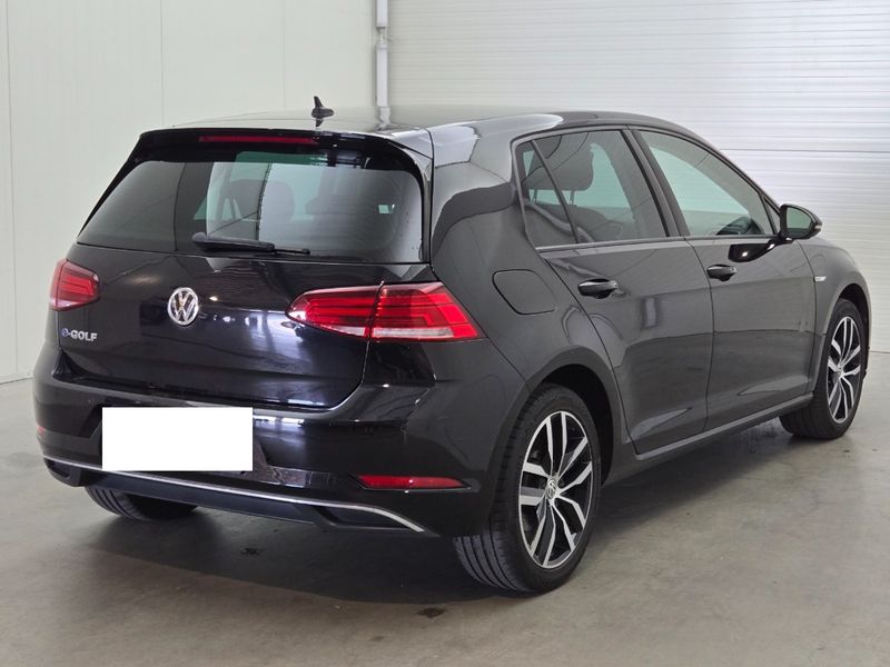 Volkswagen e-Golf VII electric drive 100 kW — zdjęcie 3