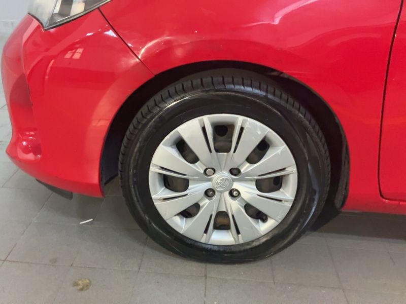 Toyota Yaris 1.0 VVT-i Cool 2015 – снимка 3