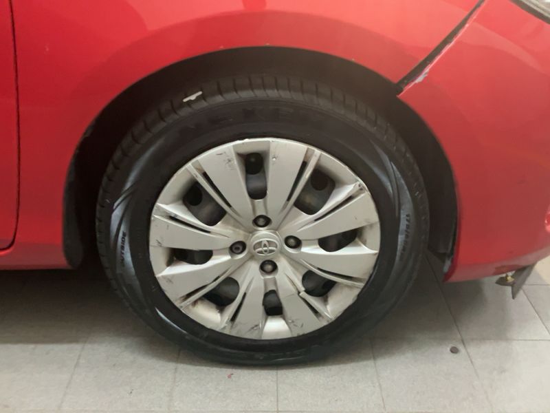 Toyota Yaris 1.0 VVT-i Cool 2015 – снимка 11