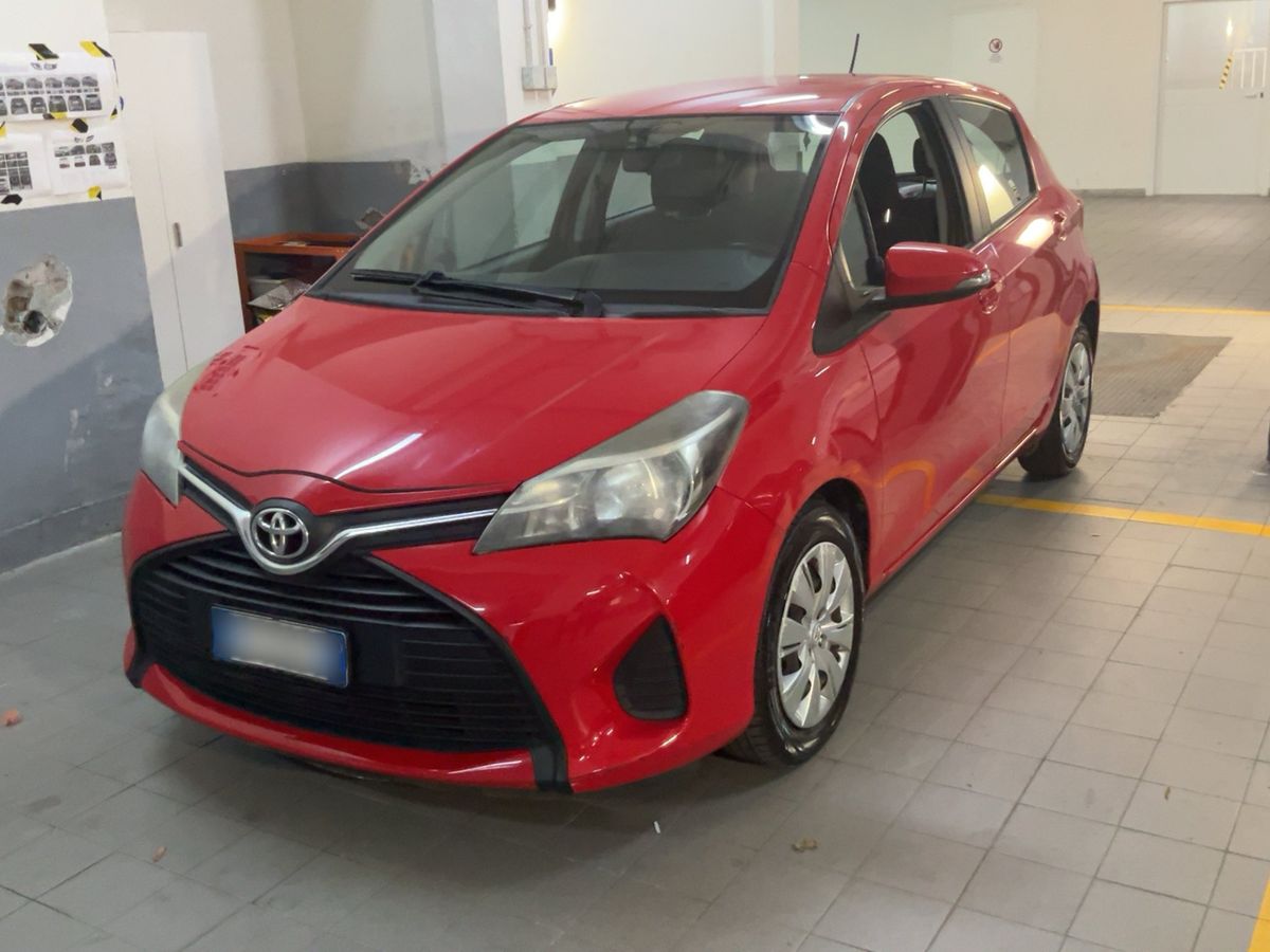 Toyota Yaris 2015