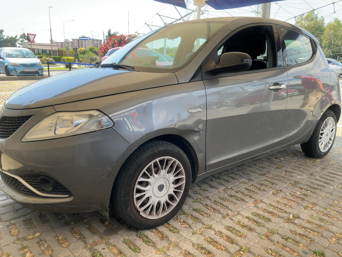 Lancia Ypsilon d'occasion