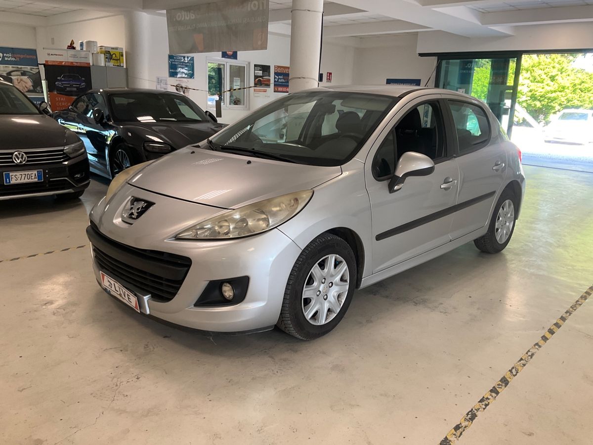 Peugeot 207 2010