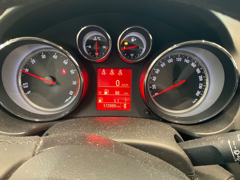 Opel Insignia 1.4 Turbo Innovation — zdjęcie 4