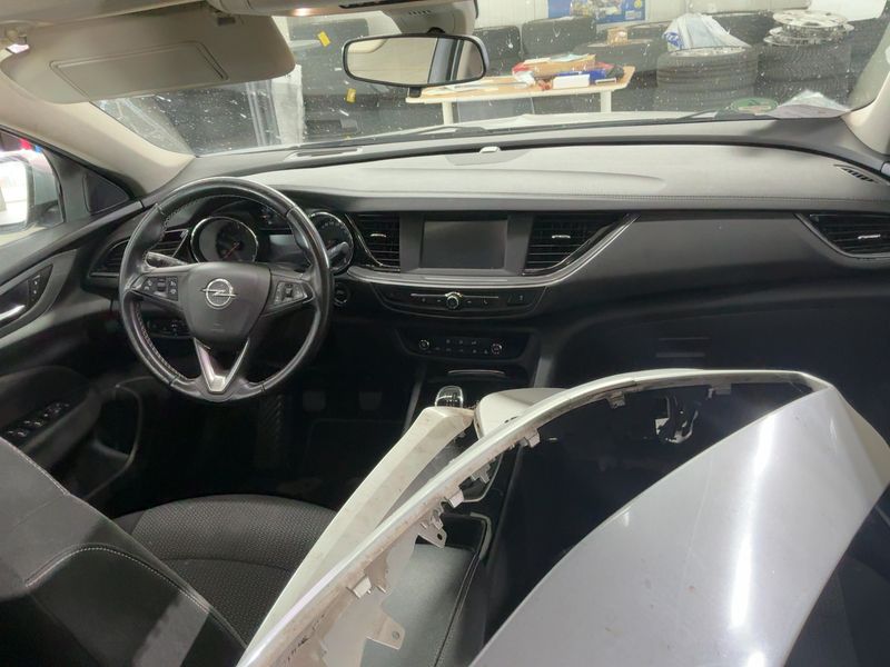 Opel Insignia Grand Sport 1.5 SIDI Turbo Edition — zdjęcie 12