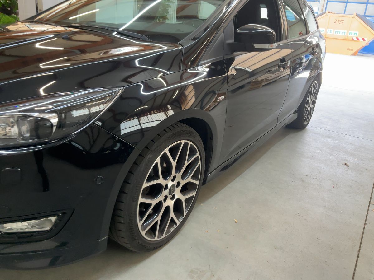Ford Focus 1.5 EcoBoost ST-Line