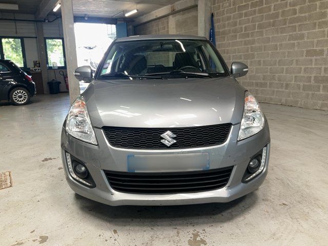 Suzuki Swift 1.2 GLX — zdjęcie 9