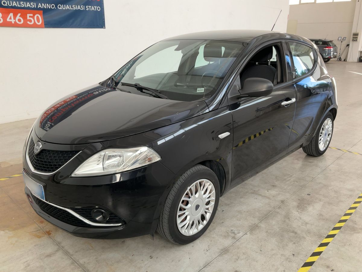 Lancia Ypsilon 2016