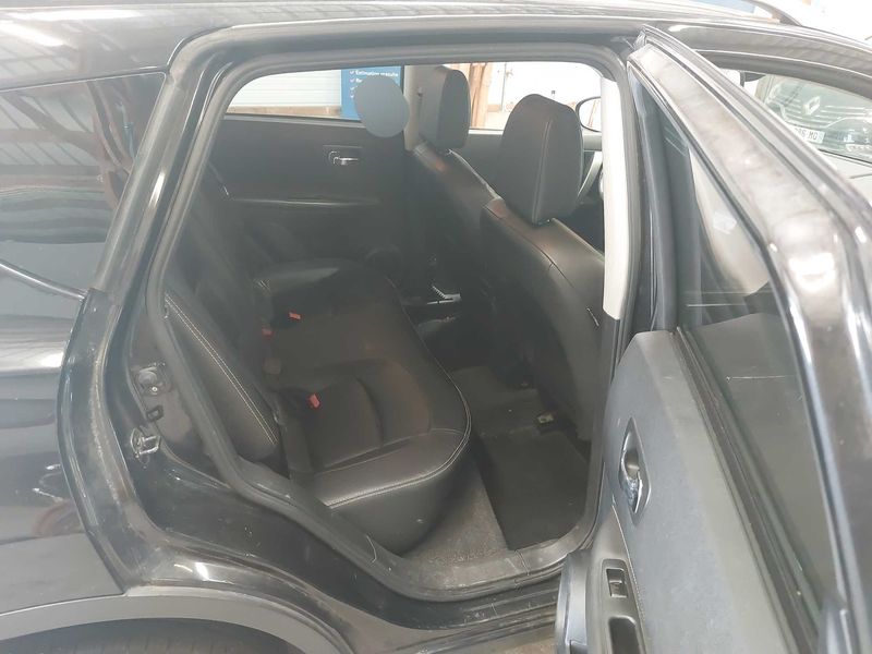 Nissan Qashqai 1.5 Turbodiesel Tekna — zdjęcie 14