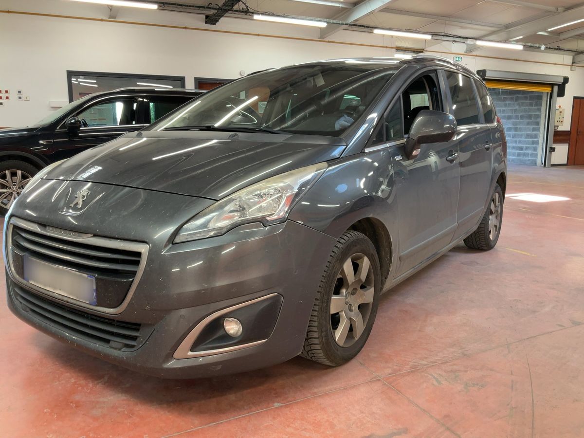 Peugeot 5008 2016