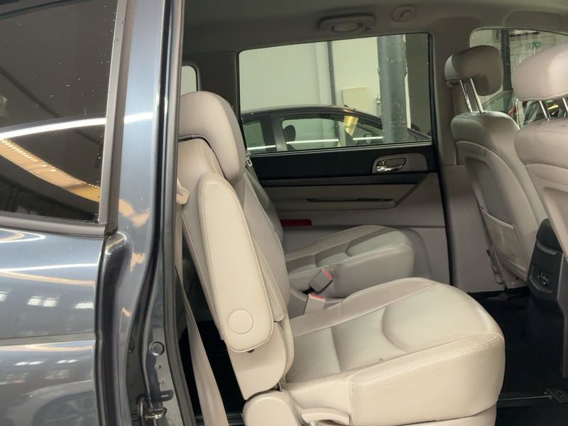 Ssangyong Rodius 2.2 TD Sapphire 4WD — zdjęcie 14