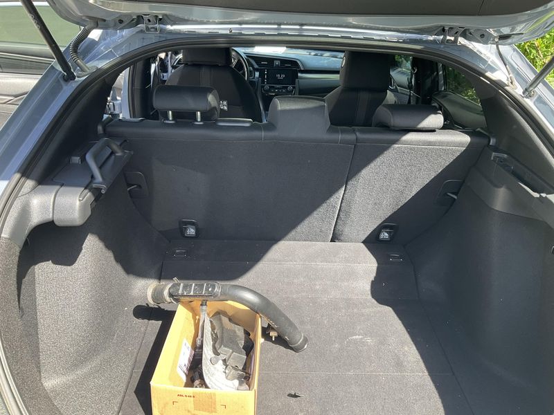 Honda Civic 1.0 VTEC Elegance — zdjęcie 10