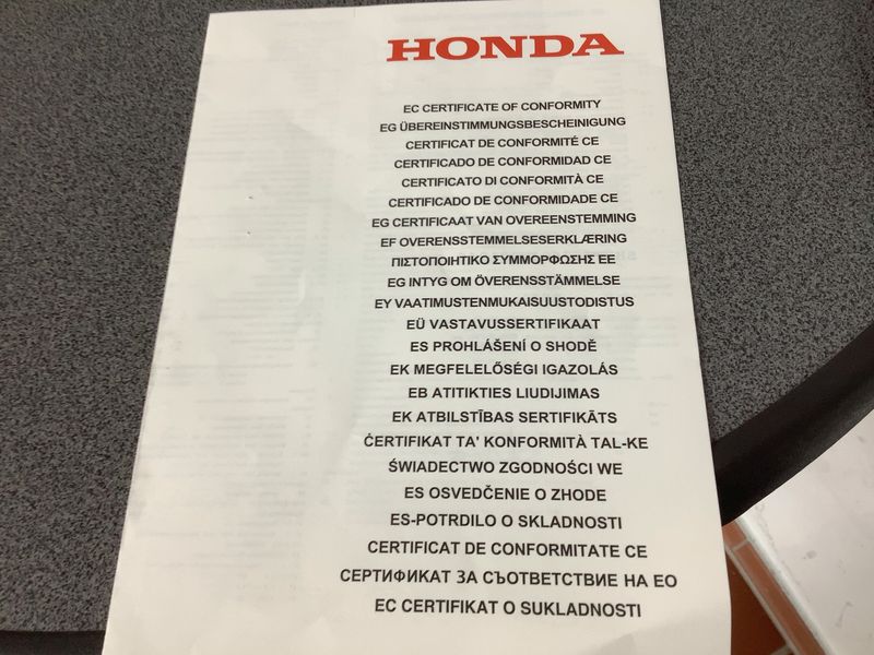 Honda Civic 1.0 VTEC Elegance — zdjęcie 16