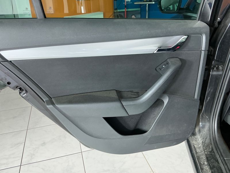 Skoda Octavia 1.6 TDI Style 4x4 2016 – снимка 51