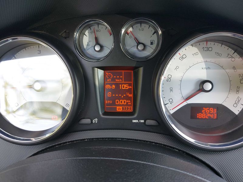 Peugeot 308 1.6 HDi Sportium — zdjęcie 12