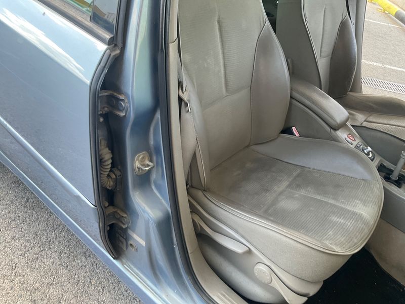 Renault Laguna 2.0 dCi Luxe Privilège 2005 – снимка 13