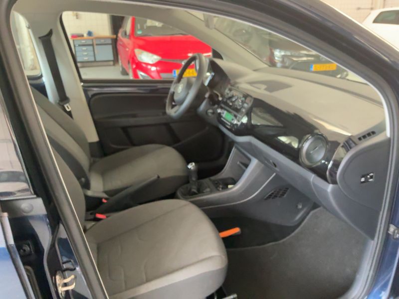 Volkswagen up! 1.0 Move up! BlueMotion Tech — zdjęcie 11