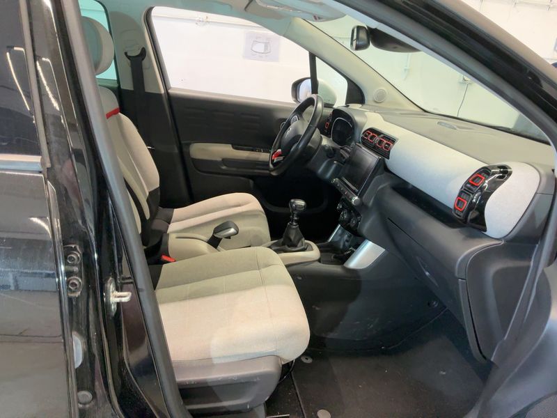 Citroen C3 Aircross 1.2 PureTech Shine — zdjęcie 11