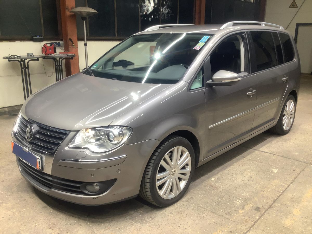 Volkswagen Touran 2.0 TDI Highline