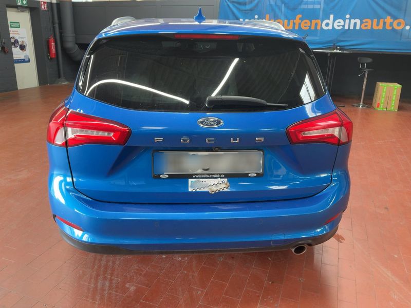 Ford Focus 1.5 EcoBoost Titanium — zdjęcie 5