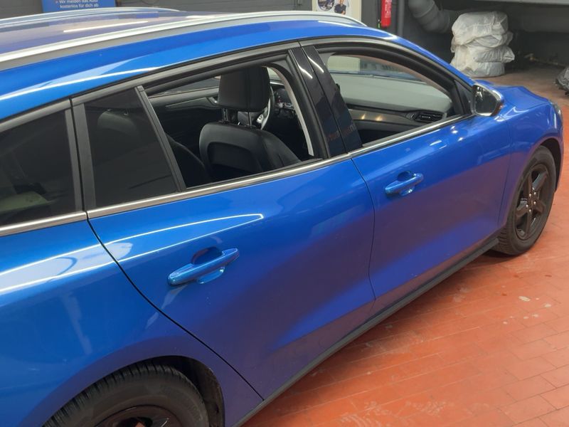 Ford Focus 1.5 EcoBoost Titanium — zdjęcie 7