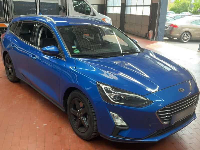 Ford Focus 1.5 EcoBoost Titanium — zdjęcie 8
