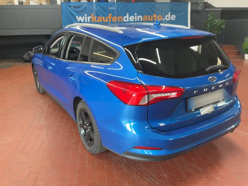 Ford Focus 1.5 EcoBoost Titanium — zdjęcie 3