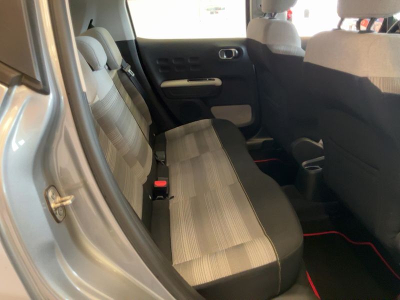 Citroen C3 1.2 PureTech Feel — zdjęcie 14
