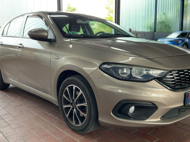 Fiat Tipo 1.6 JTDM Lounge — zdjęcie 8