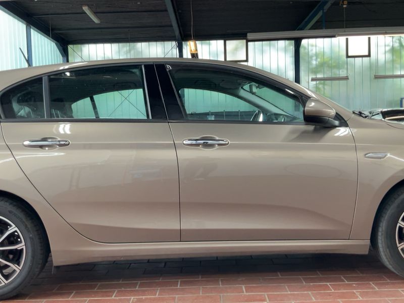 Fiat Tipo 1.6 JTDM Lounge — zdjęcie 7