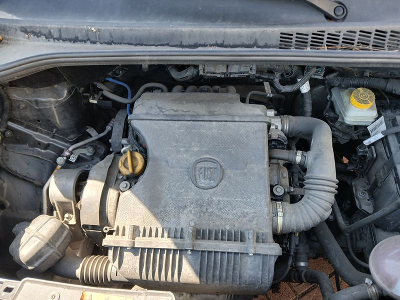 Fiat 500L 1.4 Basic — zdjęcie 8