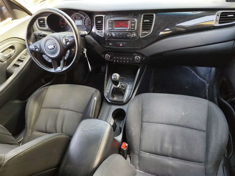 Kia Carens 1.7 CRDi Drive — zdjęcie 11
