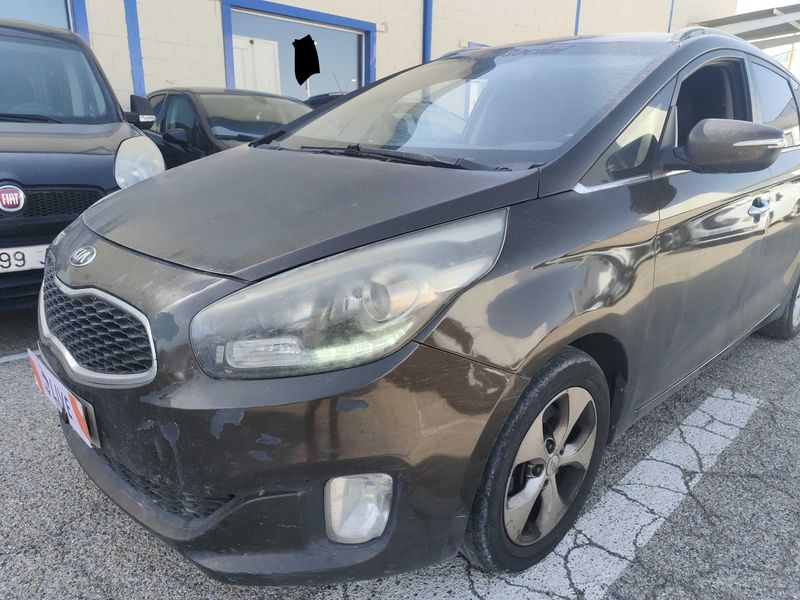 Kia Carens 1.7 CRDi Drive — zdjęcie 2