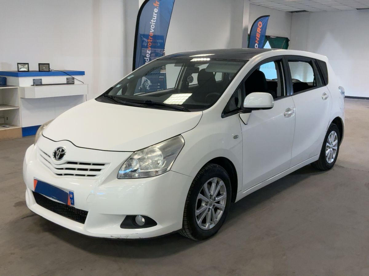 Toyota Verso 2.0 D-4D SkyView Edition