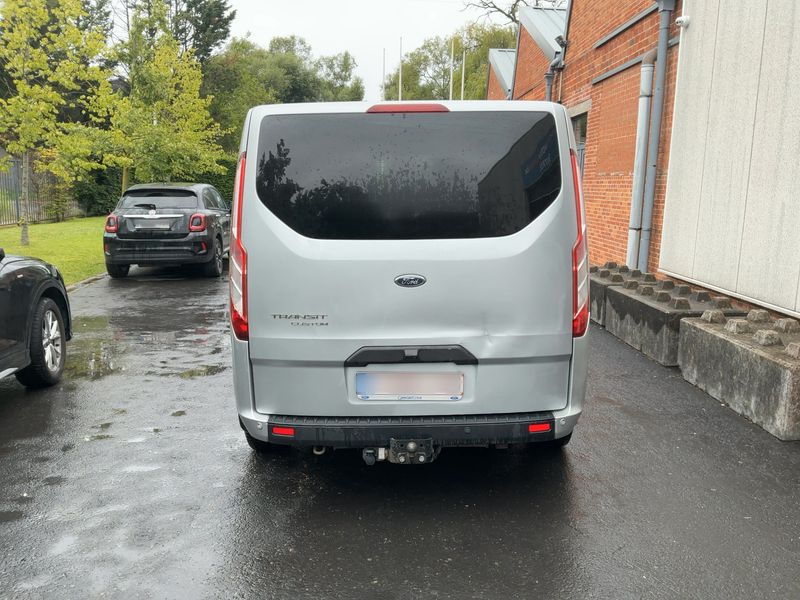 Ford Transit 2.0 TDCi 310 L1 Tourneo Titanium — zdjęcie 5