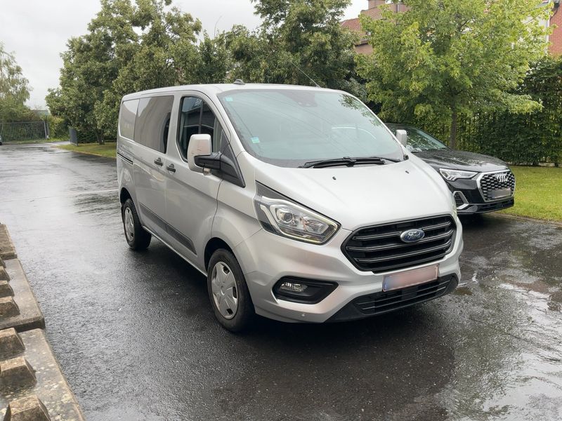 Ford Transit 2.0 TDCi 310 L1 Tourneo Titanium — zdjęcie 8