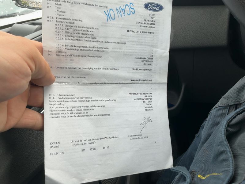 Ford Transit 2.0 TDCi 310 L1 Tourneo Titanium — zdjęcie 16