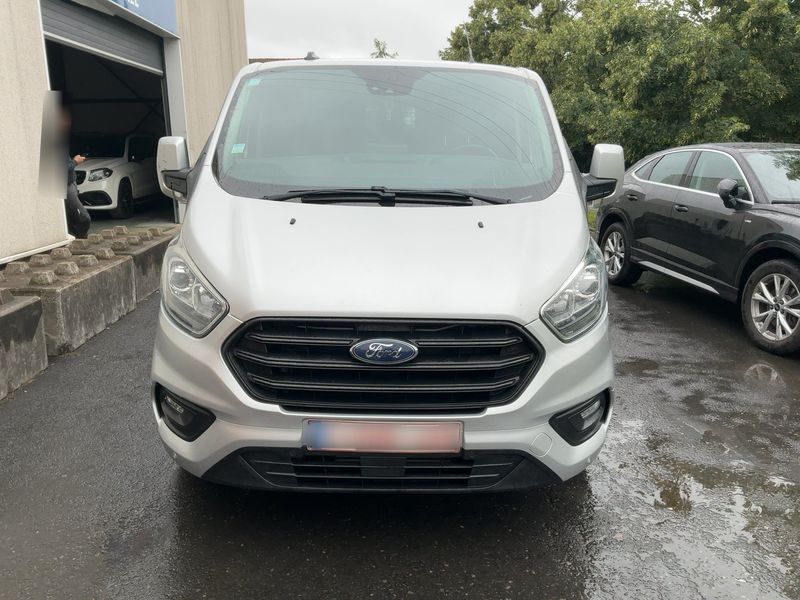 Ford Transit 2.0 TDCi 310 L1 Tourneo Titanium — zdjęcie 9