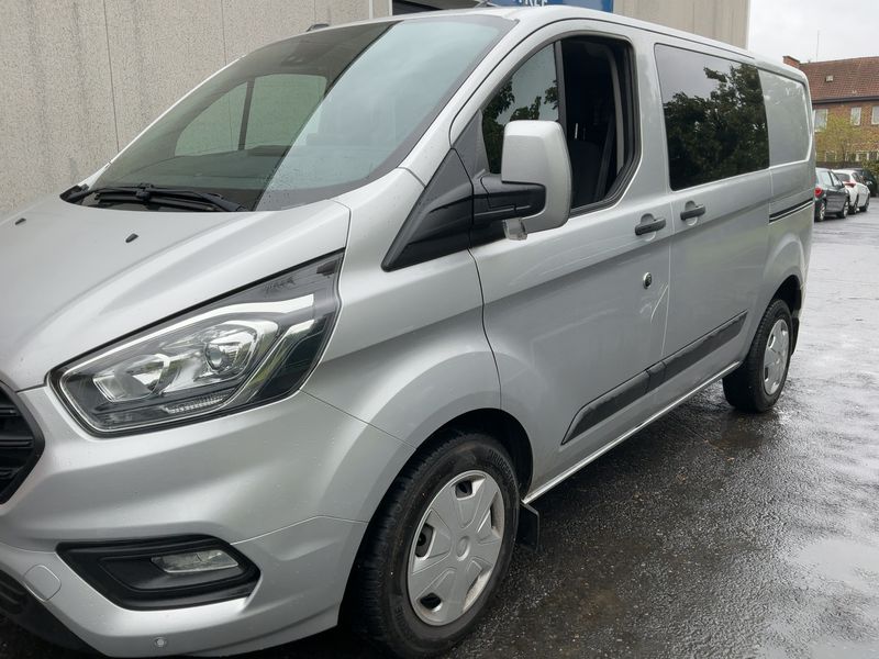 Ford Transit 2.0 TDCi 310 L1 Tourneo Titanium — zdjęcie 2