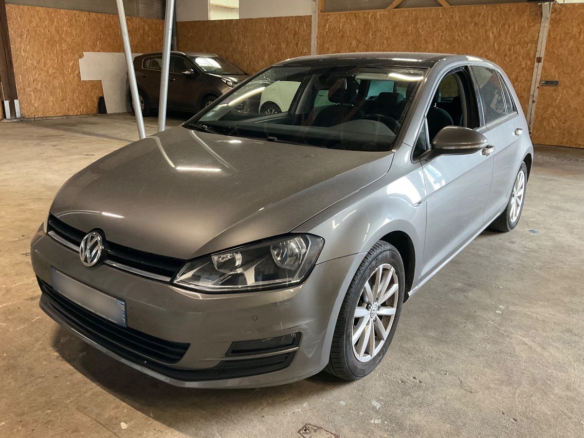 Volkswagen Golf 2015 — photo 1