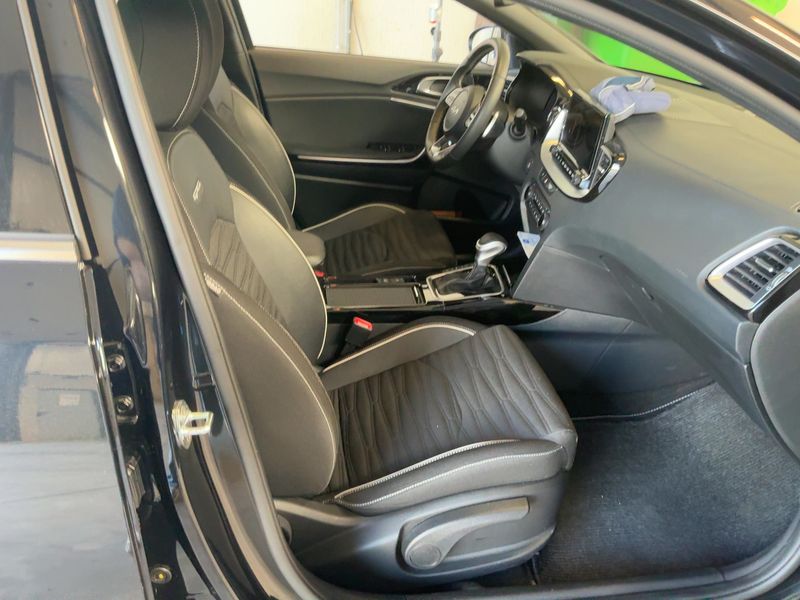Kia pro_cee'd 1.5 TGDI GT Line — zdjęcie 11