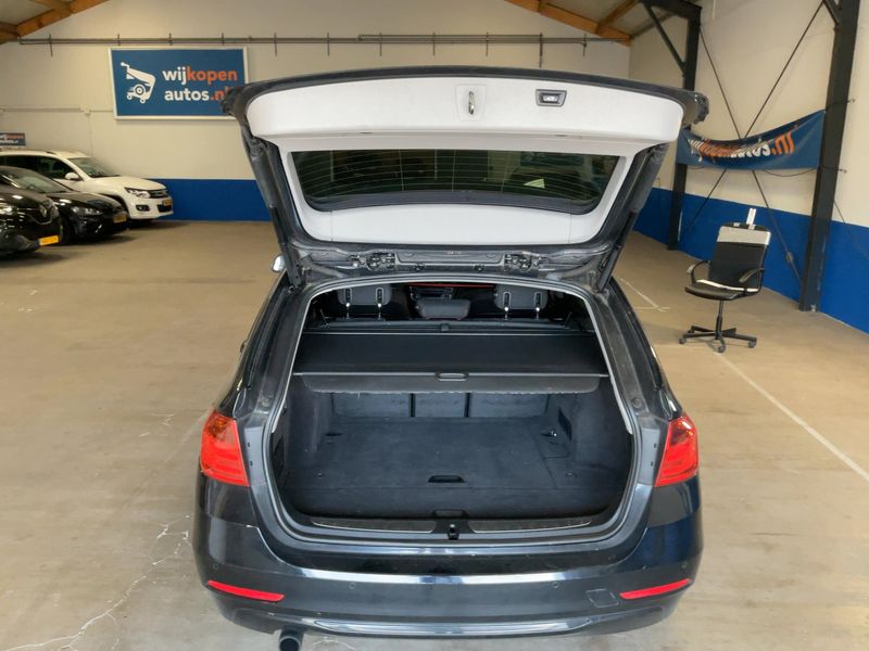BMW 3er 316i 2013 – снимка 15