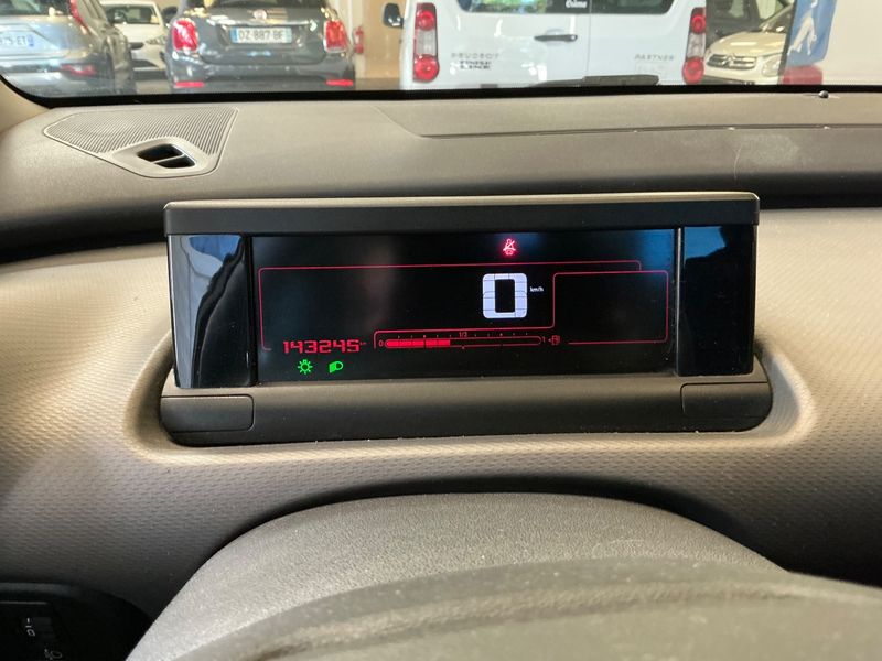 Citroen C4 Cactus 1.2 e-THP Shine — zdjęcie 13
