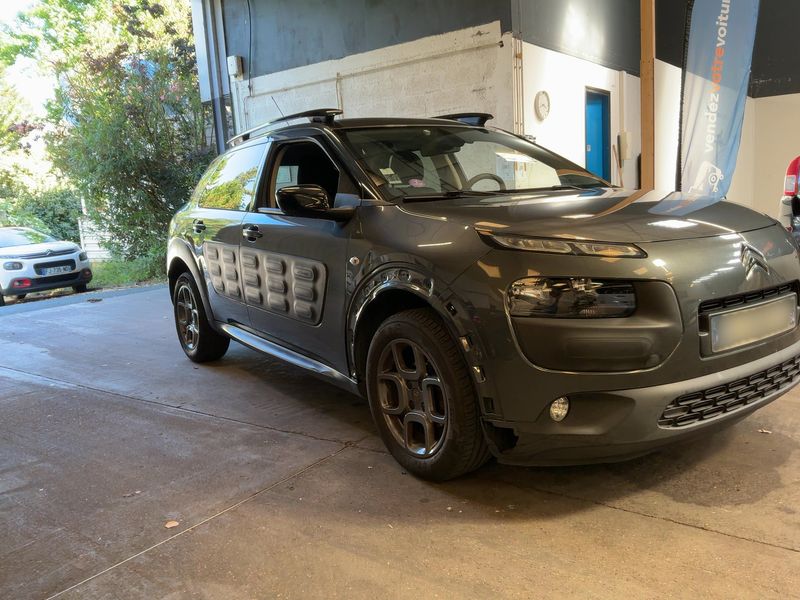 Citroen C4 Cactus 1.2 e-THP Shine — zdjęcie 8